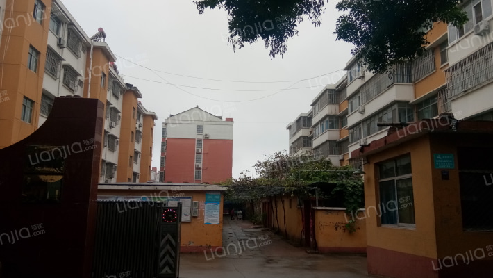 潍坊科技学院家属院西区外景图