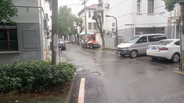 枫泾新村三区外景图