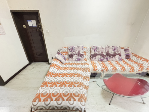 整租·清江东路35号 3室1厅 东南/南