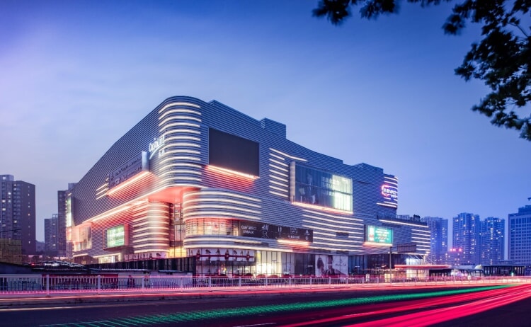 整个台柳路都是要去万科中心和凯德的车,每次都要堵个十分钟才能过得