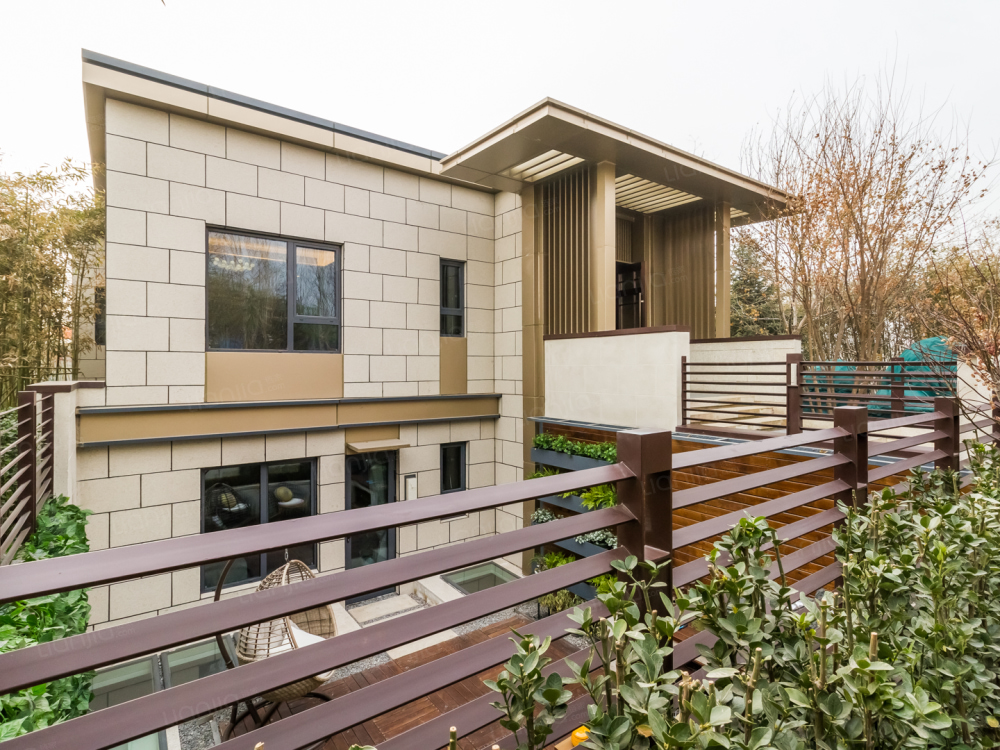 卓越万科翡翠山晓相册