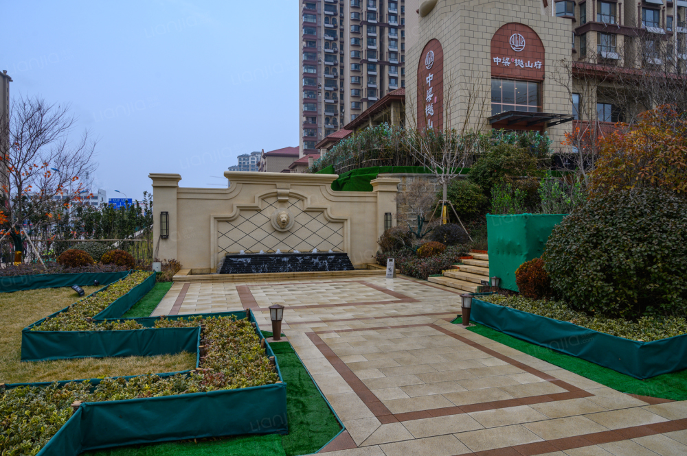 中梁樾山府图片_中梁樾山府实景图(烟台链家新房)