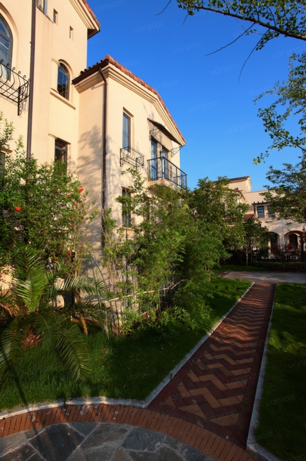 深业堤亚纳湾图片_深业堤亚纳湾实景图(长沙链家新房)