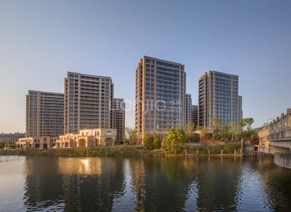 绿城兰园楼盘图片