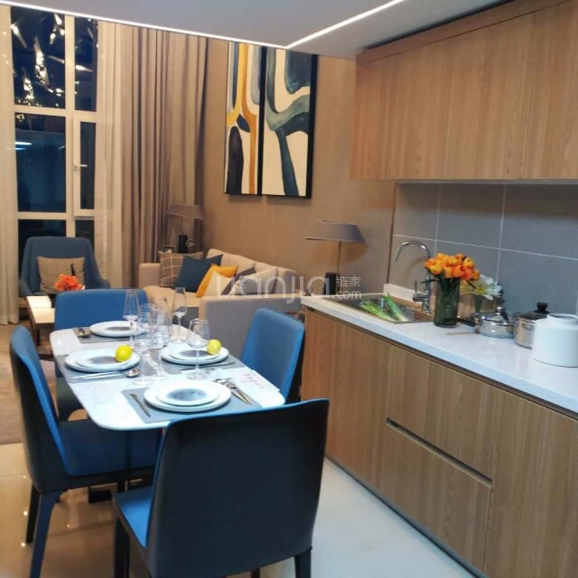 这一项目是远洋集团在石家庄开发的        盘,小区内有平层公寓,loft