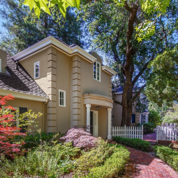 卡梅尔4卧3.5浴双层别墅