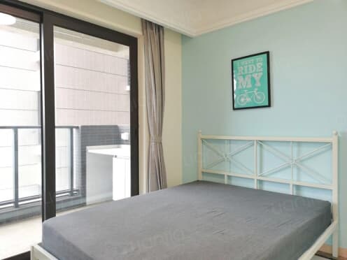 合租·保利罗兰国际 4居室 南卧