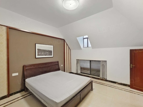 合租·明月金岸花园 4居室 南卧