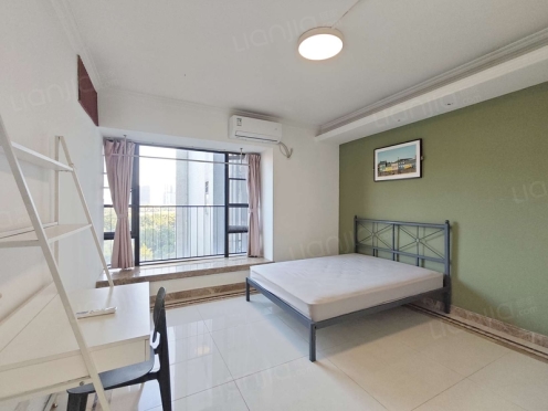 合租·保利西子湾 5居室 南卧