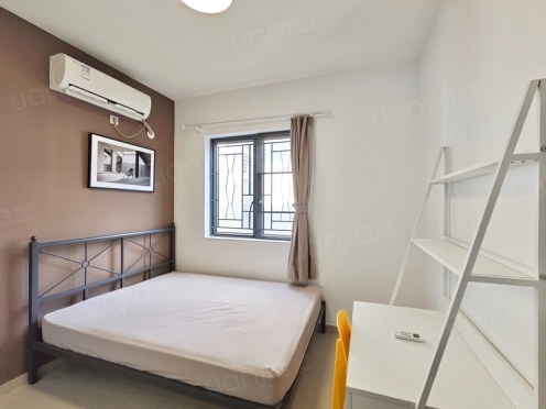 合租·龙光峰景华庭 4居室 南卧