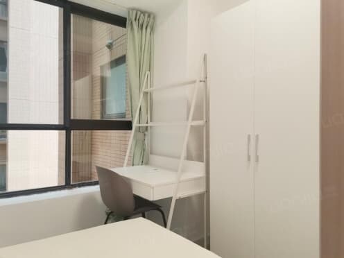 合租·保利心语花园四期 4居室 北卧