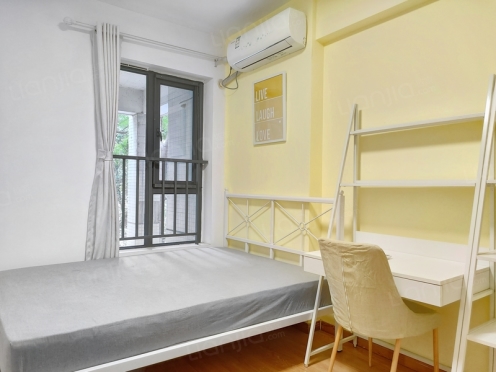 合租·凯德风尚 3居室 东卧