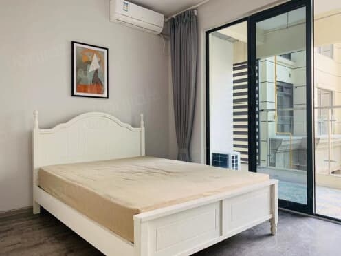 合租·美泉悦府 5居室 东卧