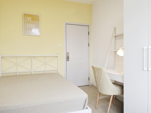 合租·水畔经典 5居室 北卧