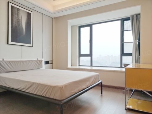 合租·中海天府里观山一期 4居室 南卧