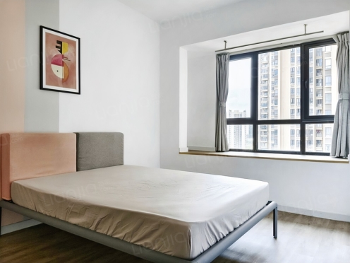 合租·中房优山PLUS 4居室 东北卧