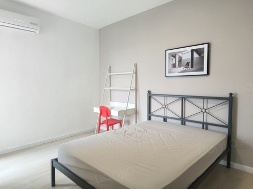 合租·蓝润ISC 3居室 西卧