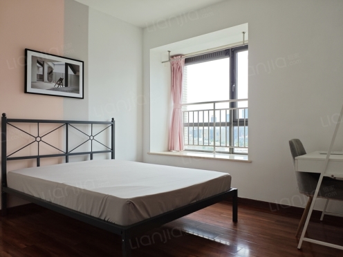 合租·英郡三期 4居室 西卧