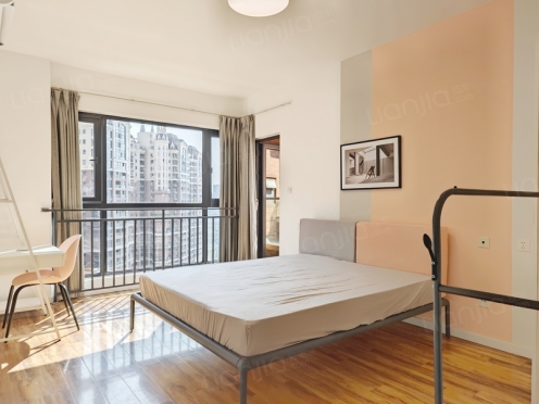 合租·中德英伦联邦C区 4居室 南卧