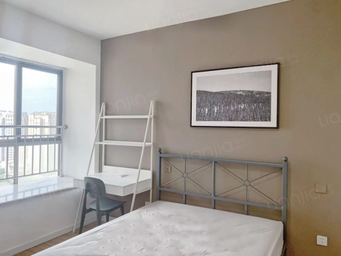 合租·中海兰庭 4居室 北卧