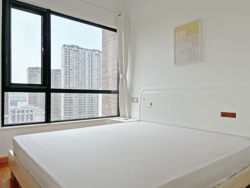 合租·中德英伦世邦F区 4居室 西卧