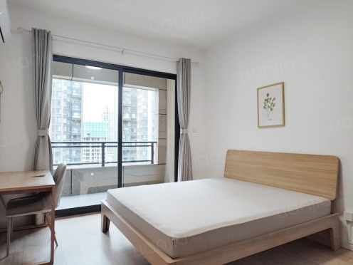 合租·央湖名邸一期 4居室 北卧