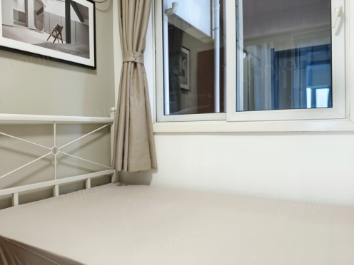 合租·首创国际城一期 4居室 西卧