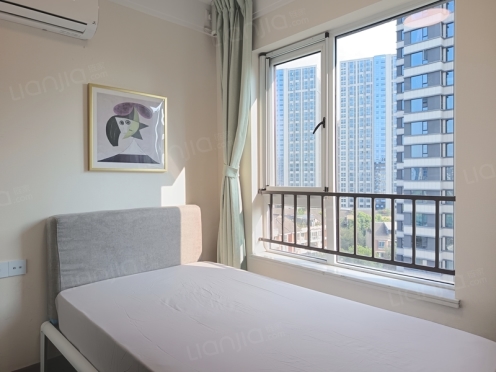 合租·奥园天骄 5居室 北卧