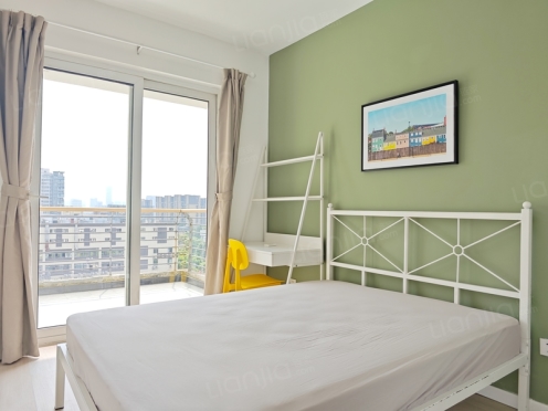 合租·蓝光富丽花城 3居室 南卧