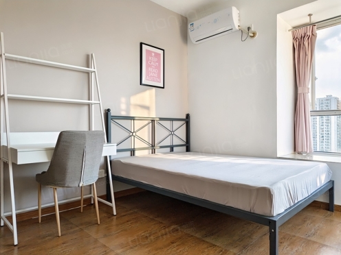 合租·水畔经典 4居室 北卧