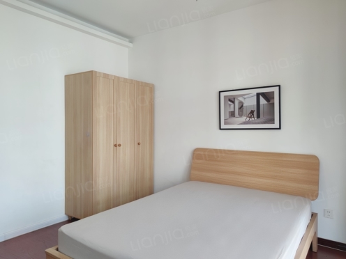 合租·都市金岸 4居室 东卧