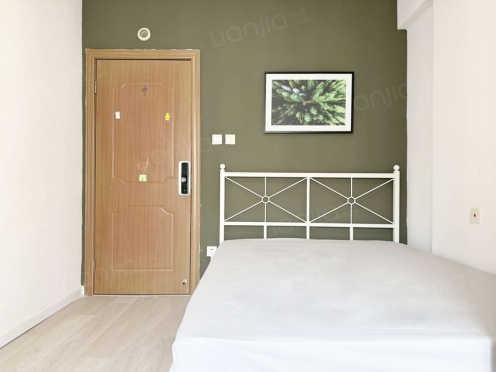 合租·远大都市风景三期 4居室 西北卧