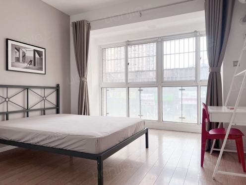 合租·优品尚东 3居室 东卧