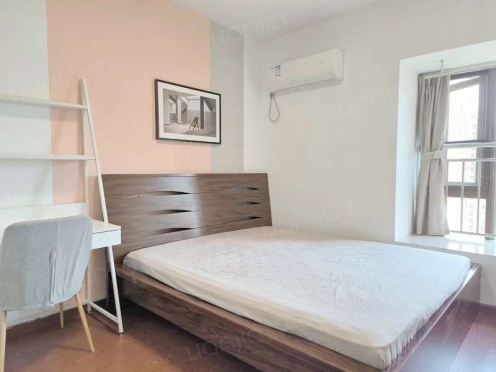 合租·华润二十四城二期 4居室 北卧