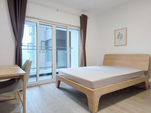 合租·普得先锋国际 5居室 西北卧