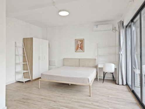 合租·光华壹号 5居室 北卧