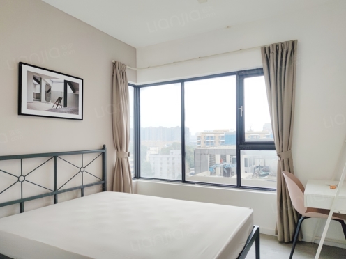 合租·戛纳湾金棕榈 4居室 西北卧