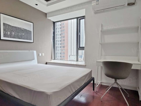 合租·龙湖三千城A区 4居室 南卧