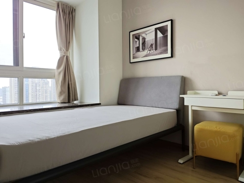 合租·上锦美地 4居室 东北卧