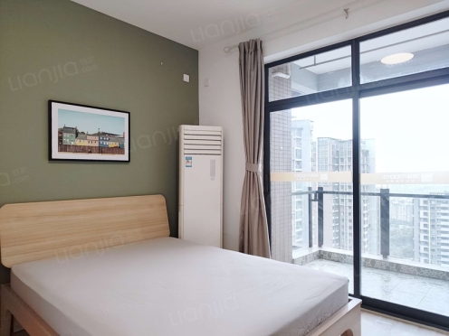 合租·翡翠城五期 4居室 南卧