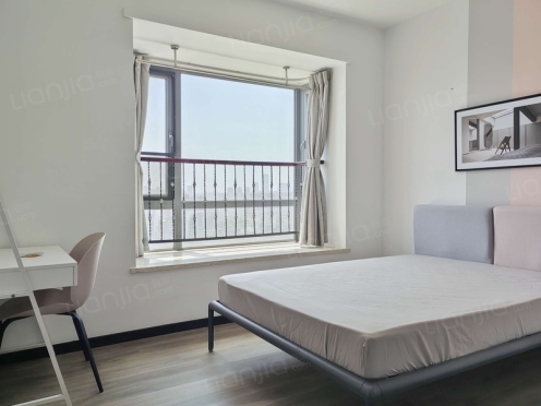 合租·云水苑 4居室 南卧