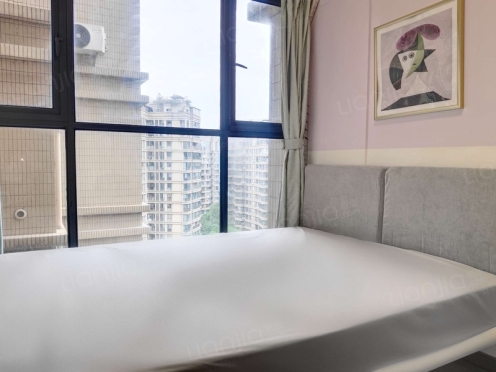 合租·保利花园二期 4居室 东北卧