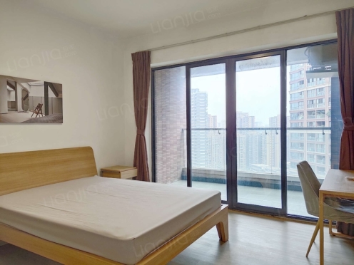 合租·中德英伦联邦B区 4居室 东南卧