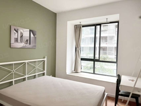 合租·澳龙名城 4居室 北卧