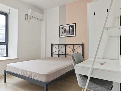 合租·浅水半岛一期 4居室 西卧