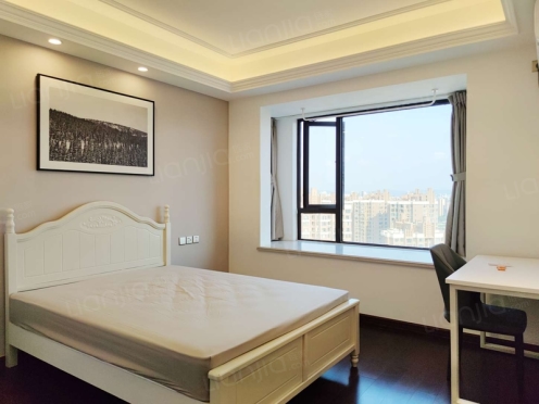 合租·中海云麓世家 4居室 东南卧