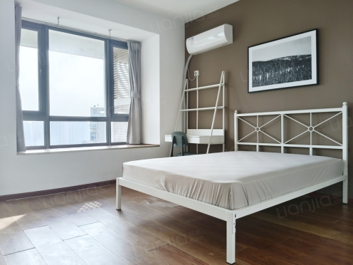 合租·翡翠城三期 4居室 南卧