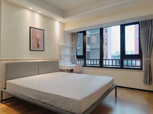 合租·麓府 4居室 东南卧