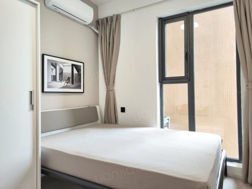 合租·仁和香榭广场 4居室 西卧