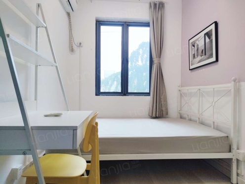 合租·芳草地 5居室 南卧